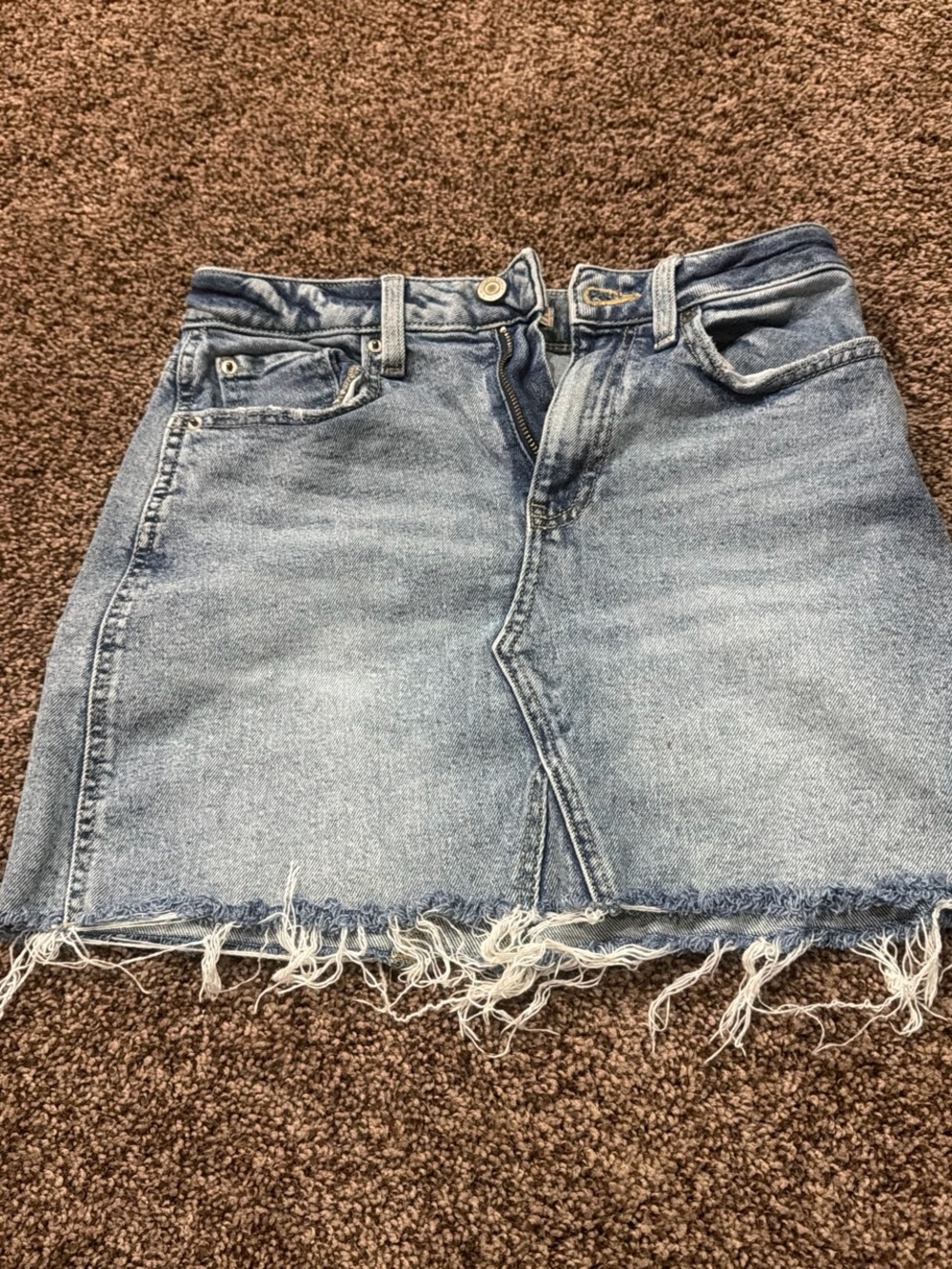 Frayed-Hem Light Blue Denim Mini Skirt